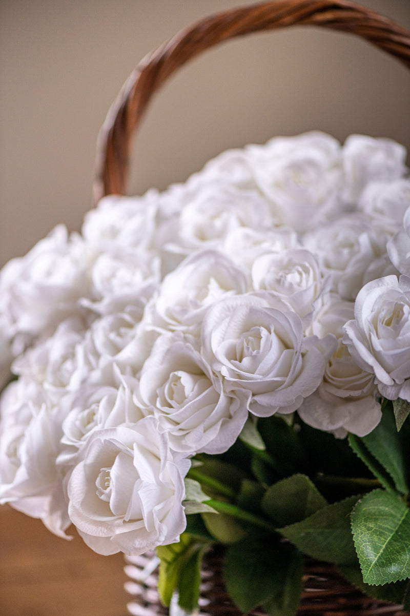 17" White Real Touch Full Bloom Rose Stem w/Foliage Bundle (6 Stems