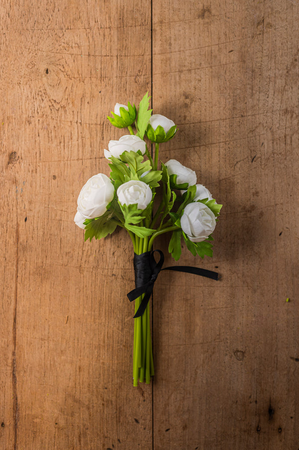15 Inch White Real Touch Ranunculus Bundle (10 Stem