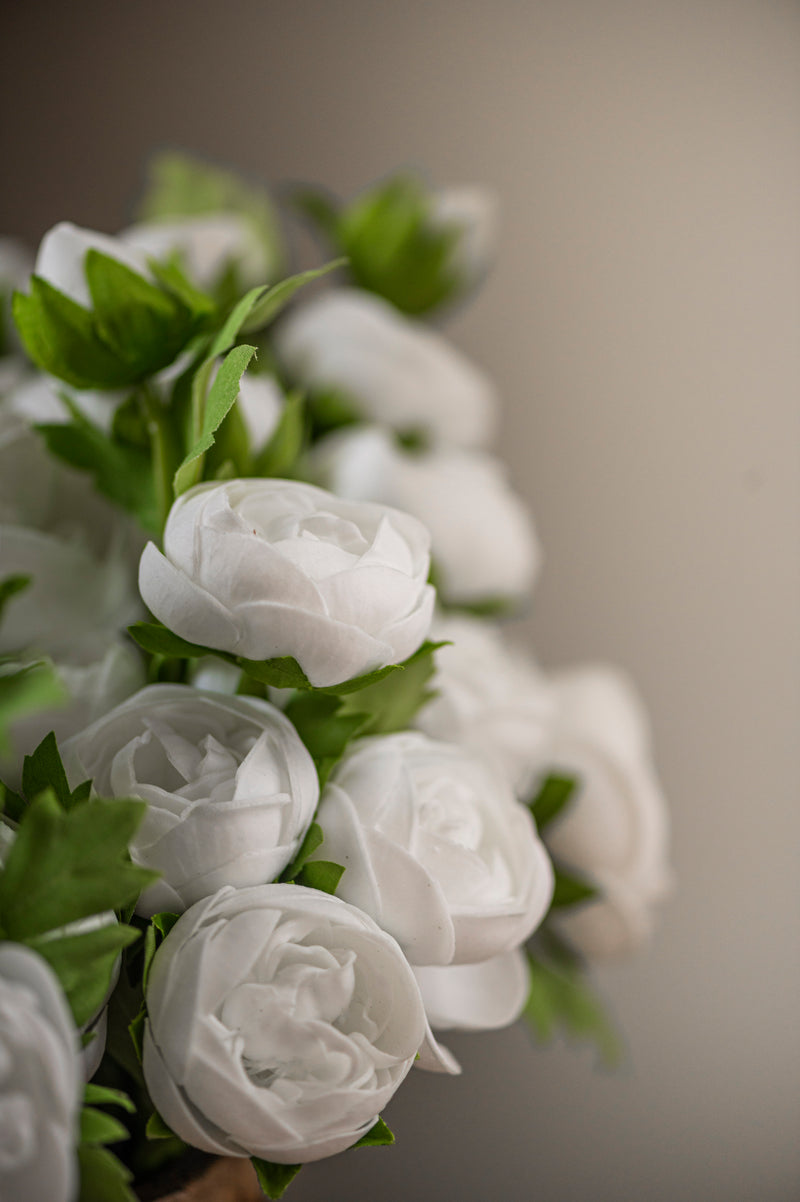 15 Inch White Real Touch Ranunculus Bundle (10 Stem