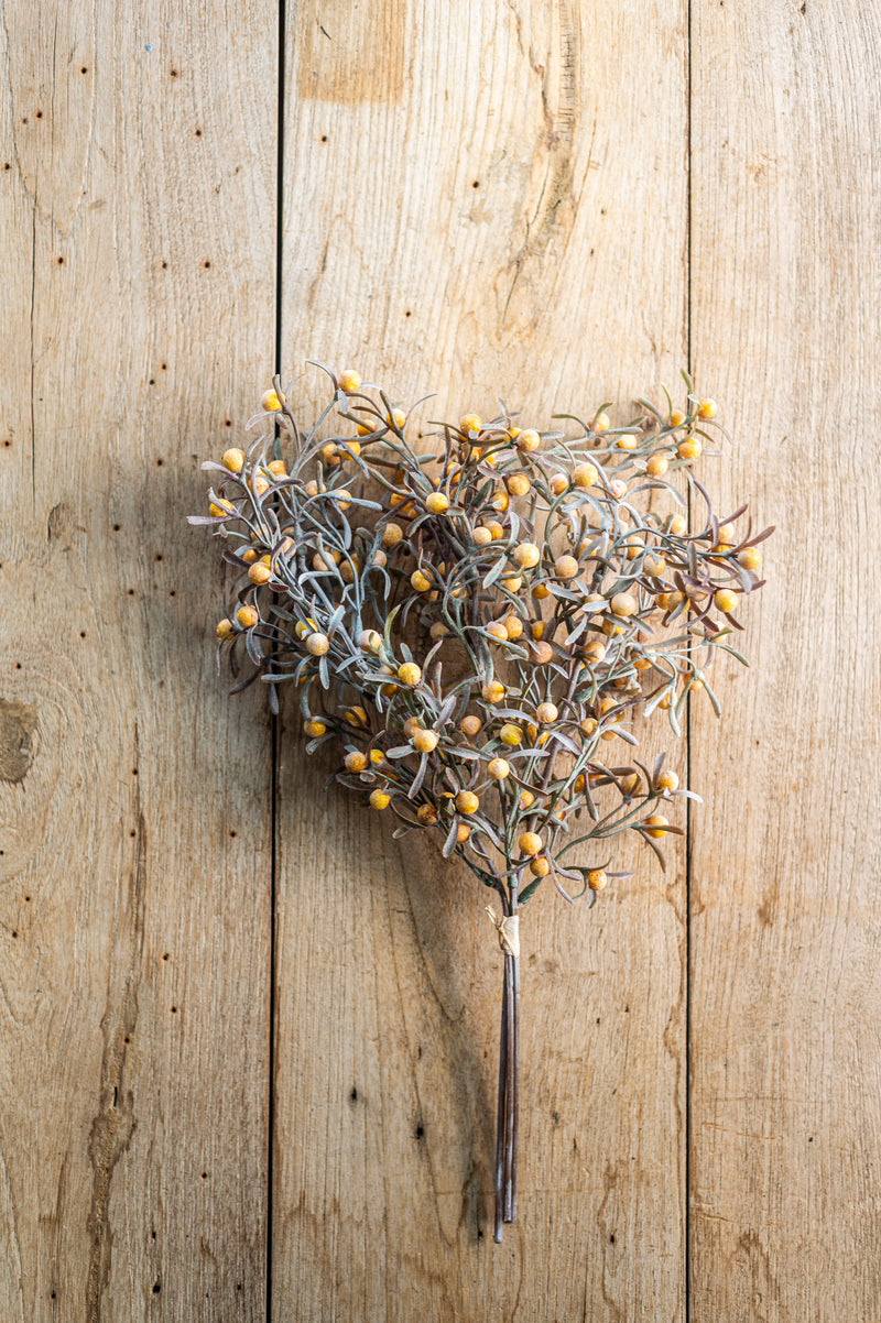 16 Inch Yellow Berry Bundle (3 Stems)