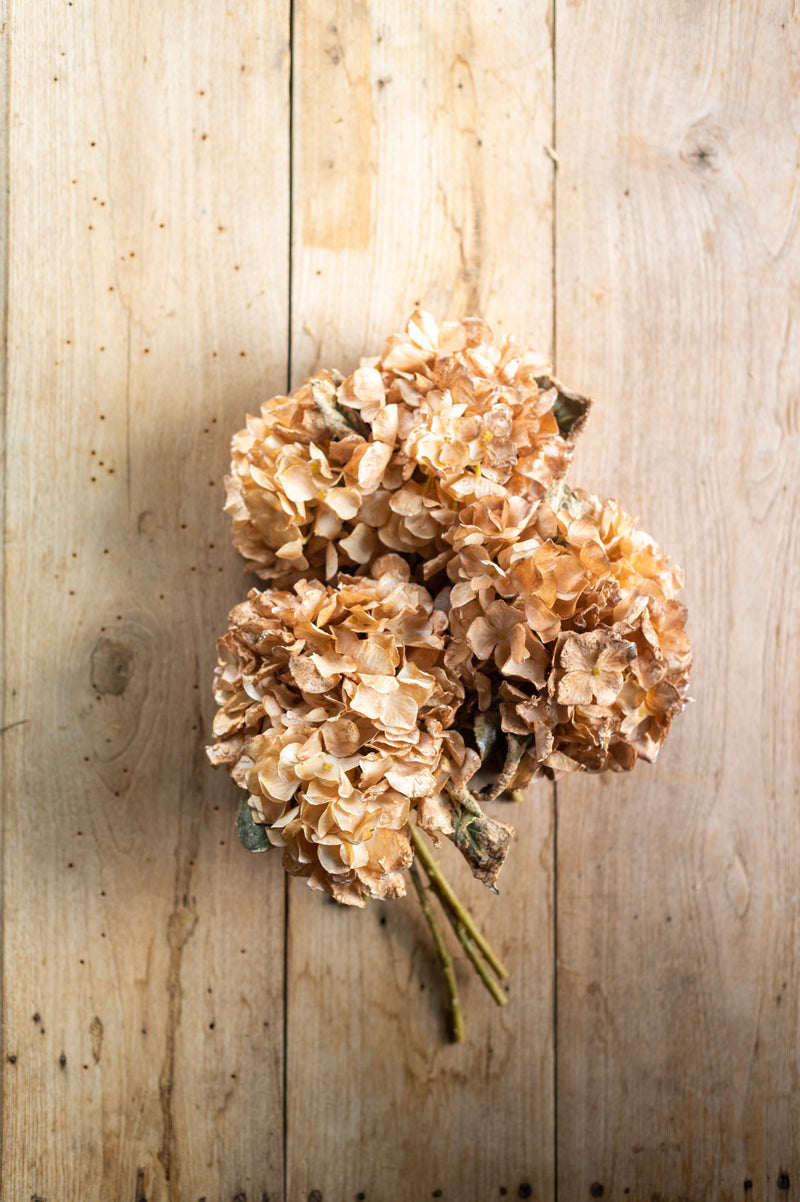 13 Inch Faux Dried Light Brown Hydrangea Bund