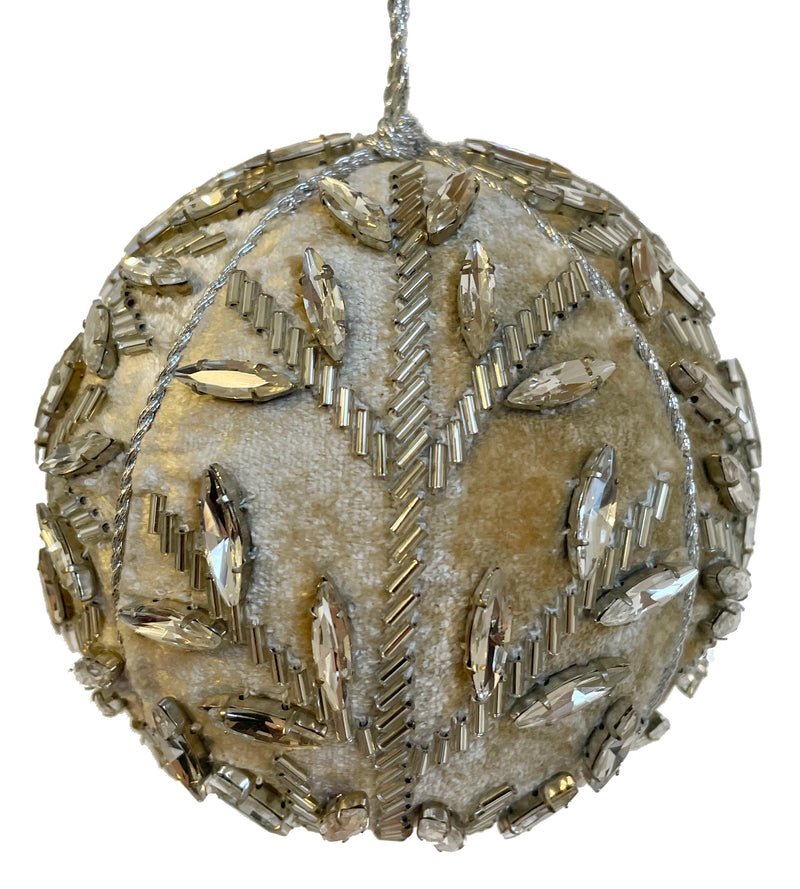 Velvet ball beige with silver diamond le