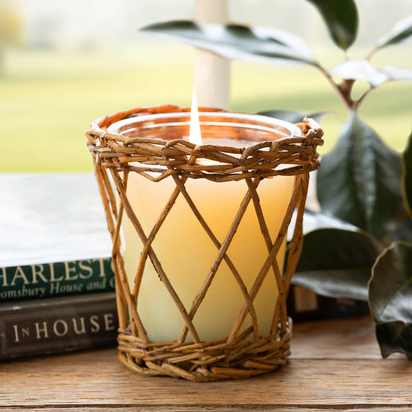 Old Estate Magnolia Willow Candle