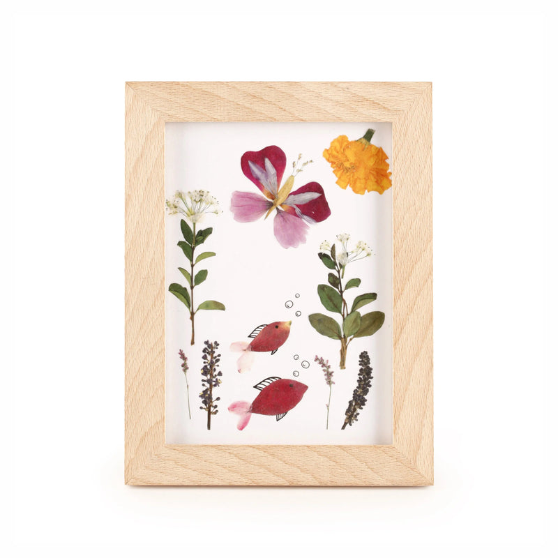 HUCKLEBERRY PRESSED FLOWER FRA
