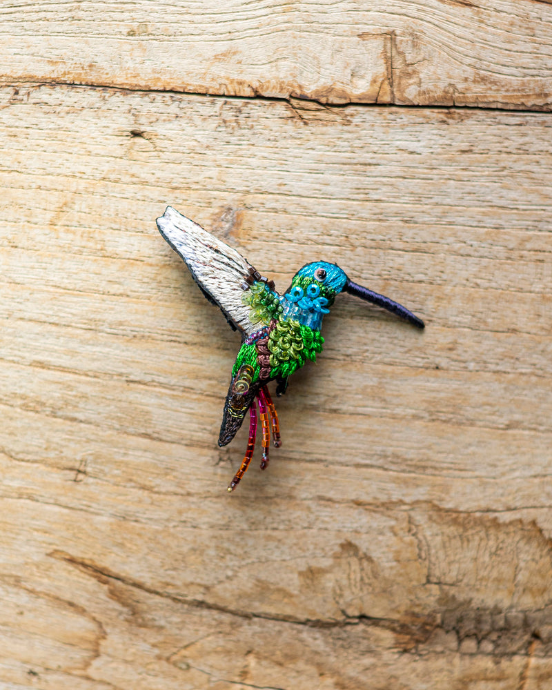 Emerald Chin Hummingbird Brooch Pin