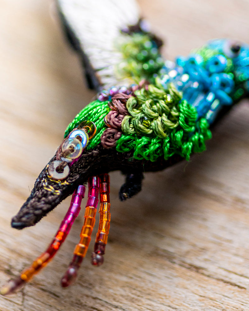 Emerald Chin Hummingbird Brooch Pin