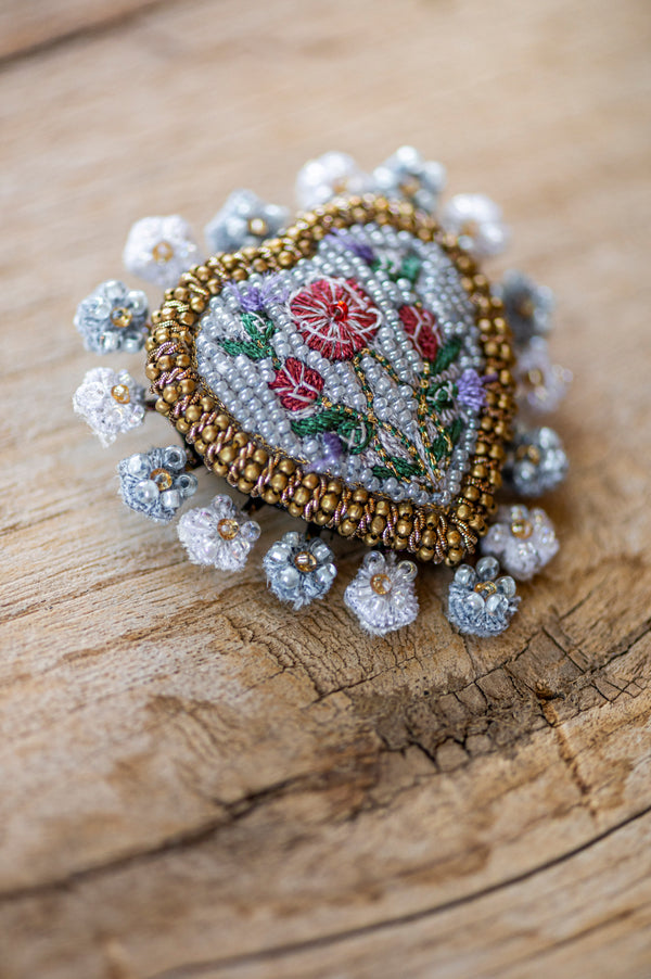 Heritage Heart Brooch Pin