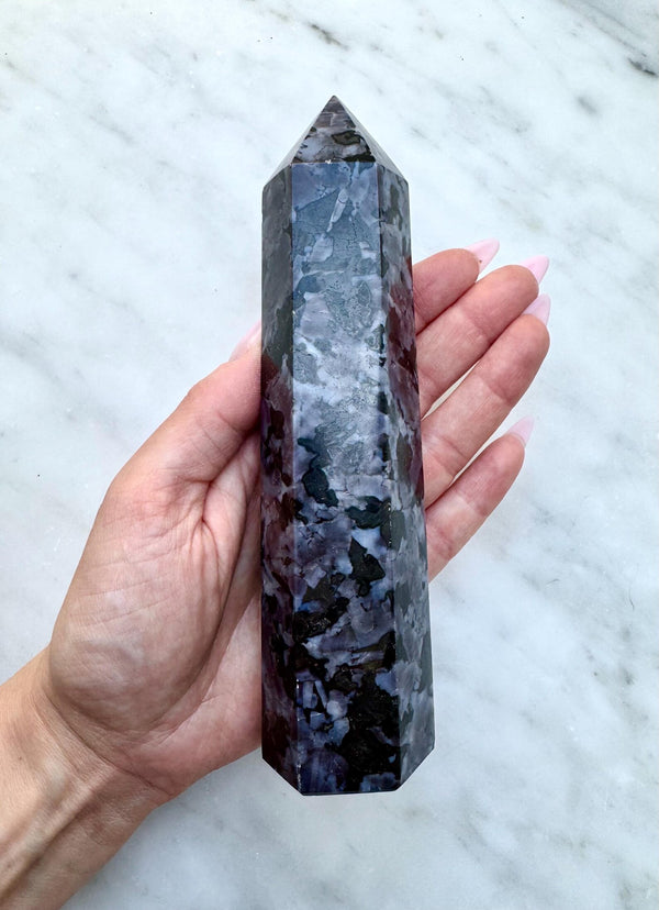 Indigo Gabbro Pillar